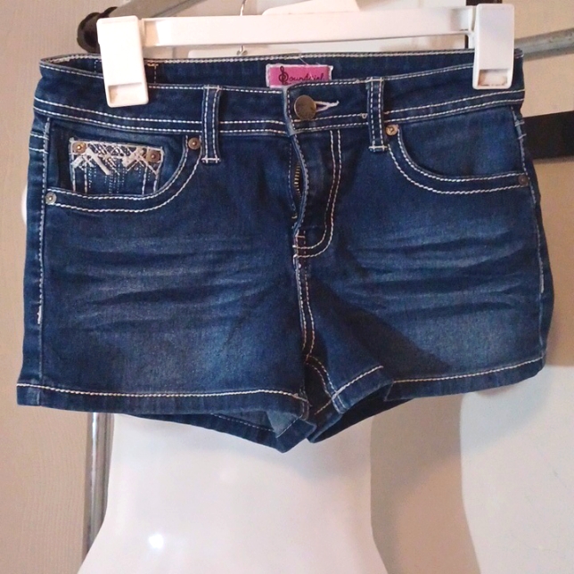 Sound Girl Shorts 14 (Girls)